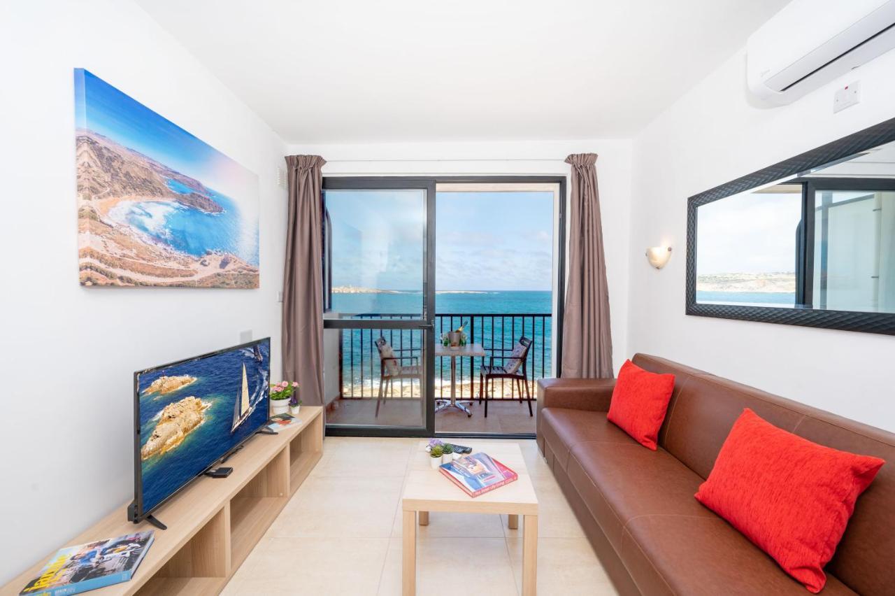 Islet Promenade Seafront 1 Bedroom Apartment With Sea View Balcony By Getawaysmalta Сент-Полс-Бей Экстерьер фото